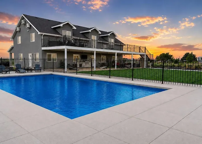Zion Luxury Retreat Garden & Pool