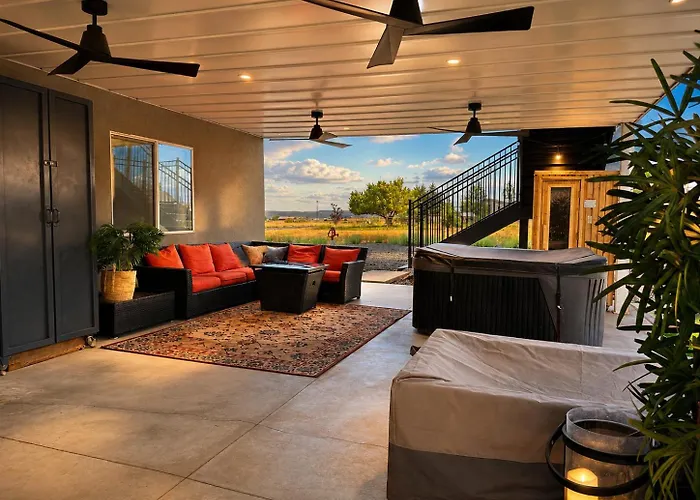 Zion Luxury Retreat Garden & Pool